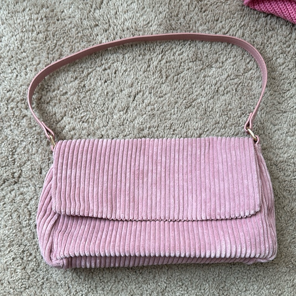 Pink shoulder bag